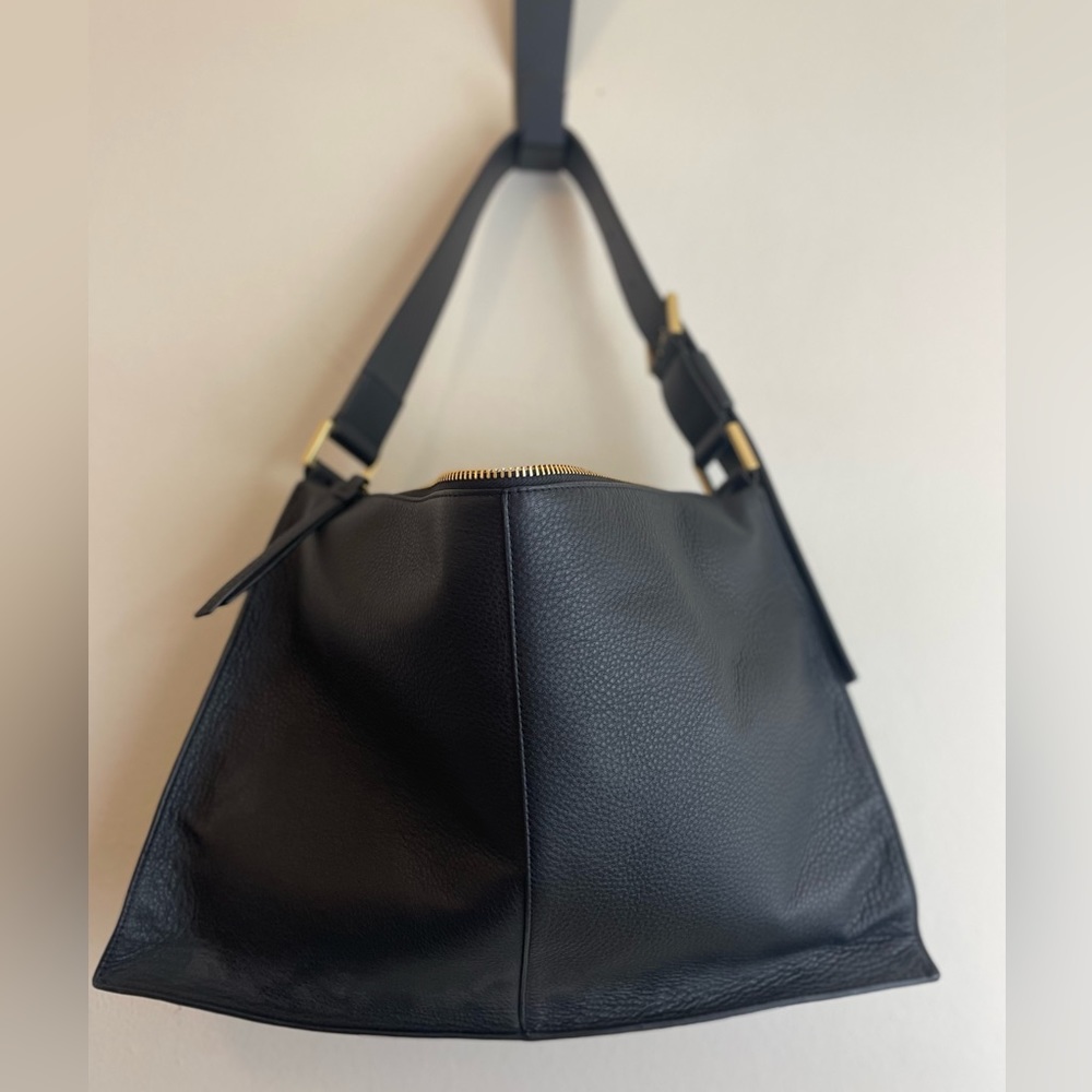 AllSaints Edbury shoulder WB139S black purse